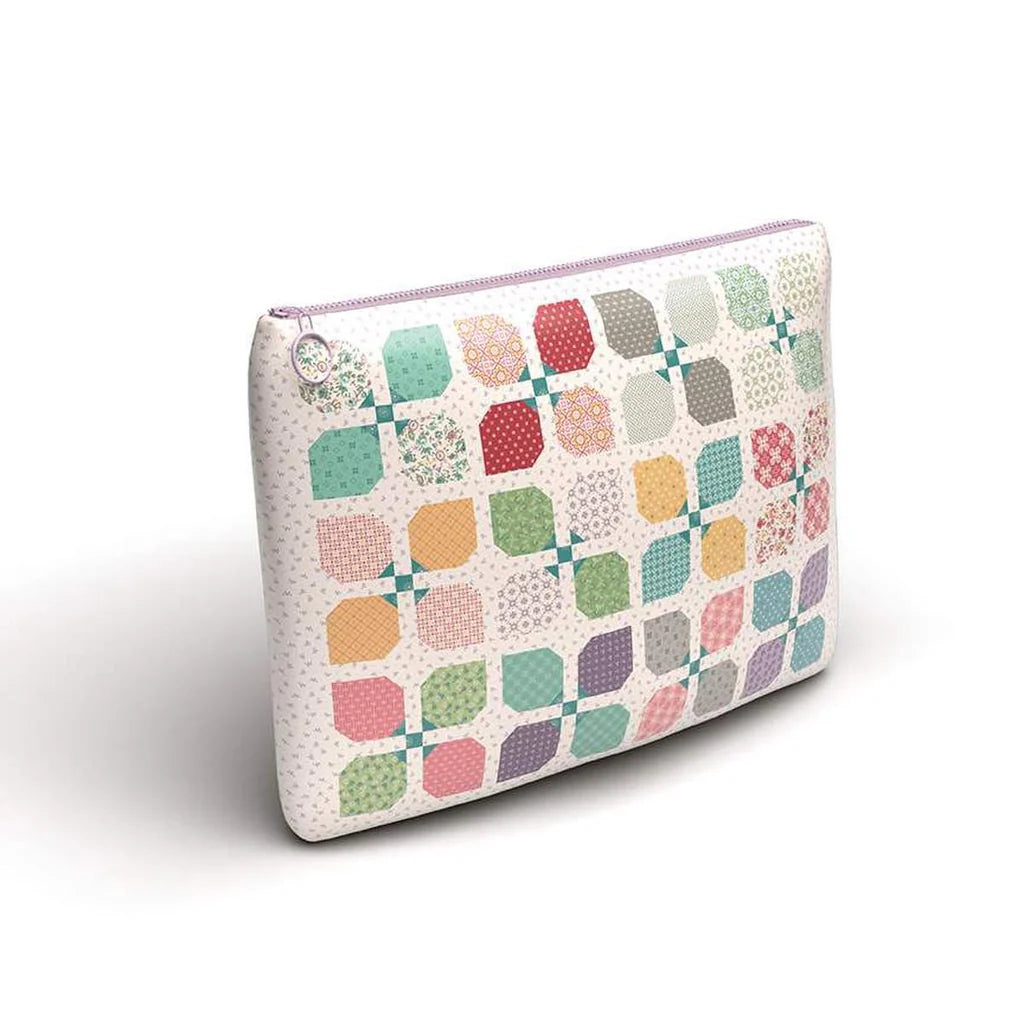 Lori Holt Piece & Plenty Vinyl Project Bag ST-39777